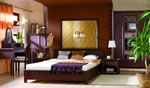 Индивидуална спалня по поръчка с виолетово и кафяво и специална табла за   